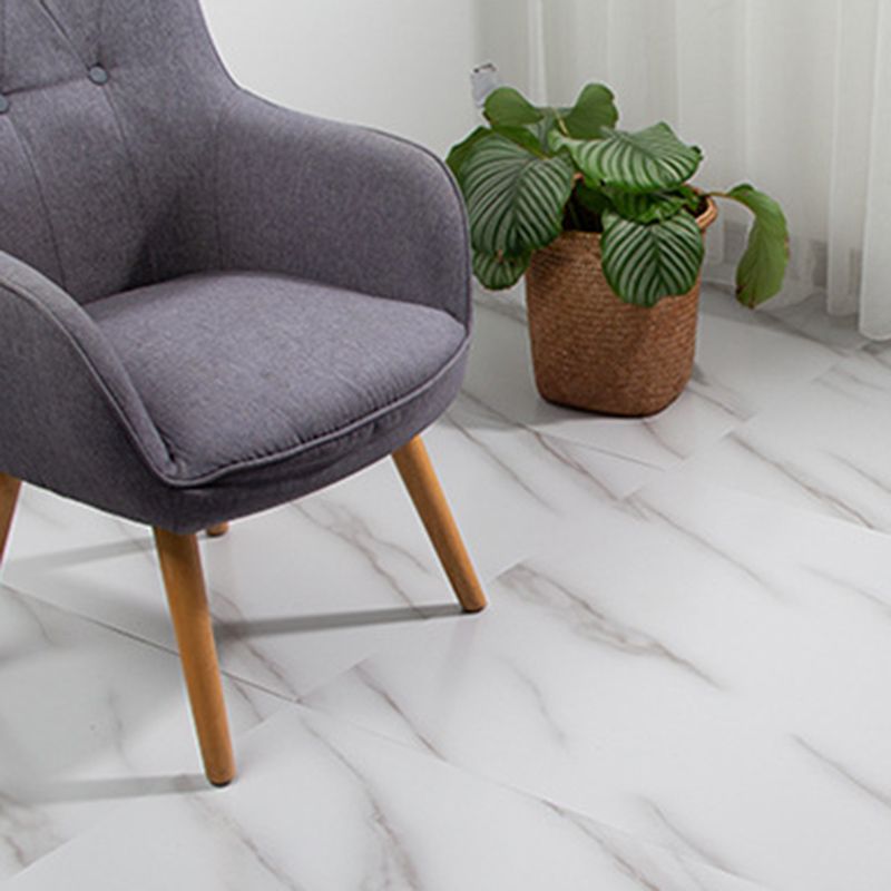 Peel & Stick Vinyl Floor Lightweight Vinyl Floor with Marble Look