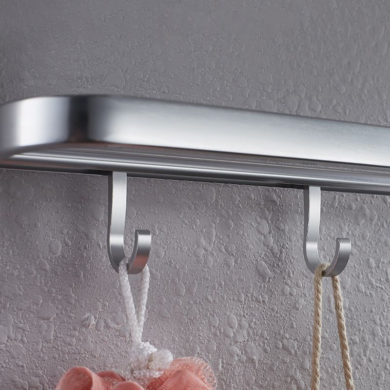 Contemporary bathroom accessory set made of aluminum with towel holder/bath shelf
