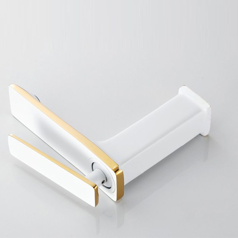 Single Hole Sink Faucet 6.69" H Modern Luxury Sink Faucet