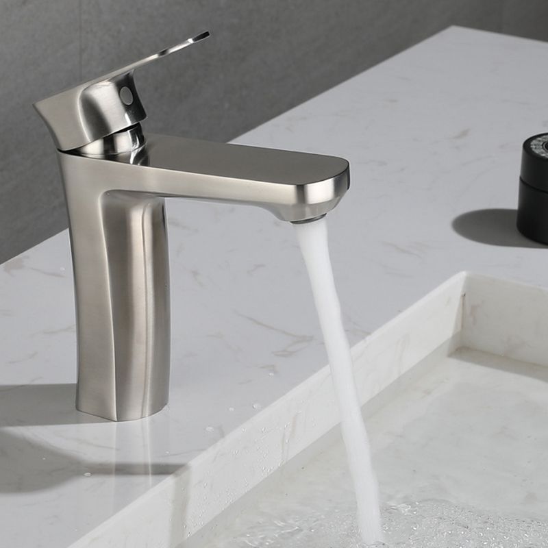 Square 1-Handle Basin Faucet 1 Hole Basin Faucet