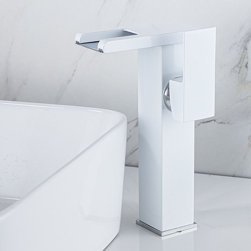 Contemporary Sink Faucet Solid Color Low Arc Bathroom Sink Faucet