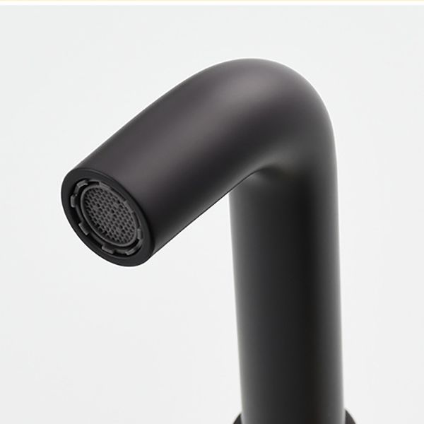 Single Hole Wall Mounted Bath Faucet Swivel Spout Basin Faucet