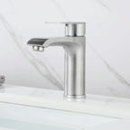 Single handle faucets Glam Style sink faucets for the bathroom