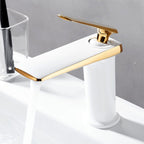 Single Hole Sink Faucet 6.69" H Modern Luxury Sink Faucet