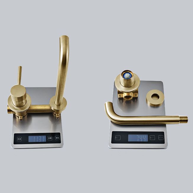 Wall-mounted Metallic Bathtub Faucet Low Arc Pipe Bathtub Tap