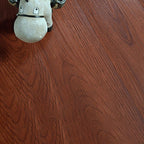 Scratch-resistant PVC flooring Self-adhesive Wood look Waterproof PVC flooring