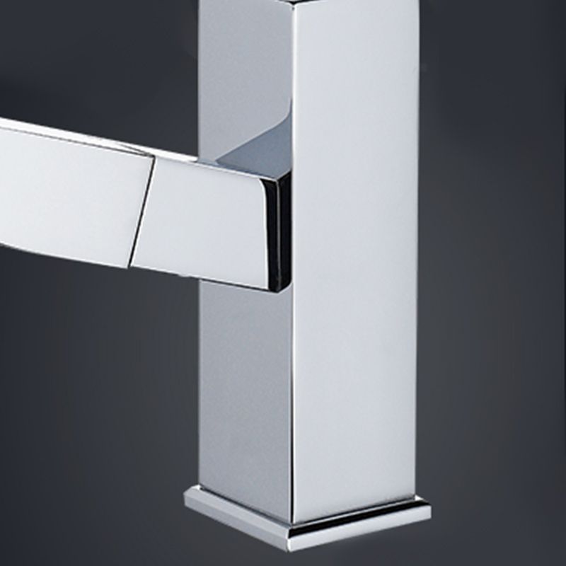 Modern Pull-Out Single-Handle Faucet Bathroom Sink Faucet