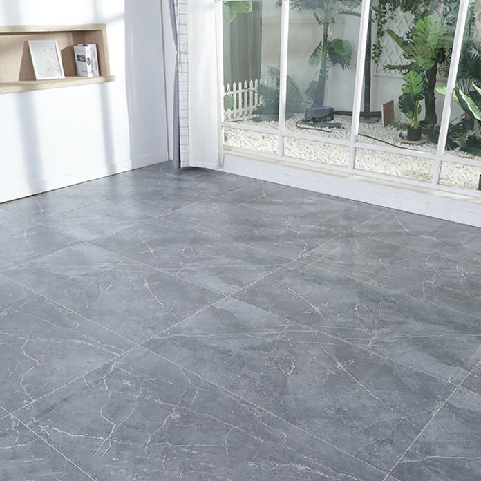 Waterproof PVC flooring wood look self-adhesive fire-resistant PVC flooring