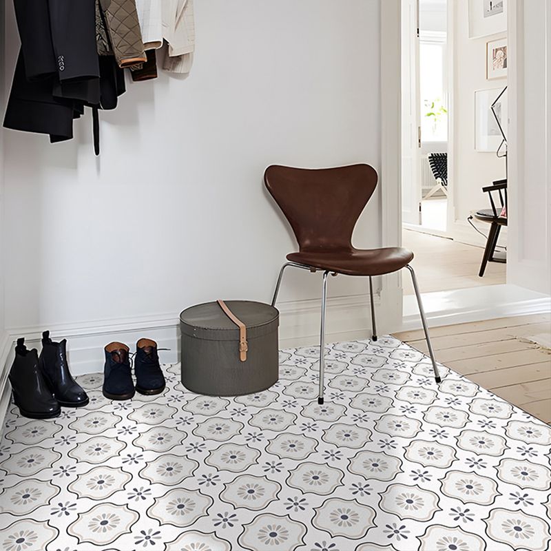 Square Indoor Vinyl Flooring Self-Adhesive Flower Pattern Waterproof Vinyl Flooring
