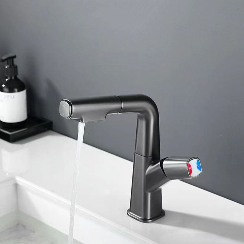 Brass Contemporary Sink Faucet Pull-Out Round Bathroom Faucet