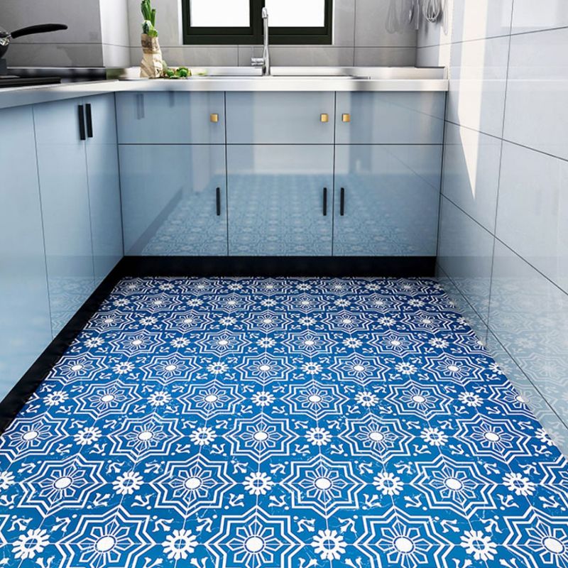 Matte-gloss vinyl floor coverings for peeling off and permanently sticking with quadrant edge