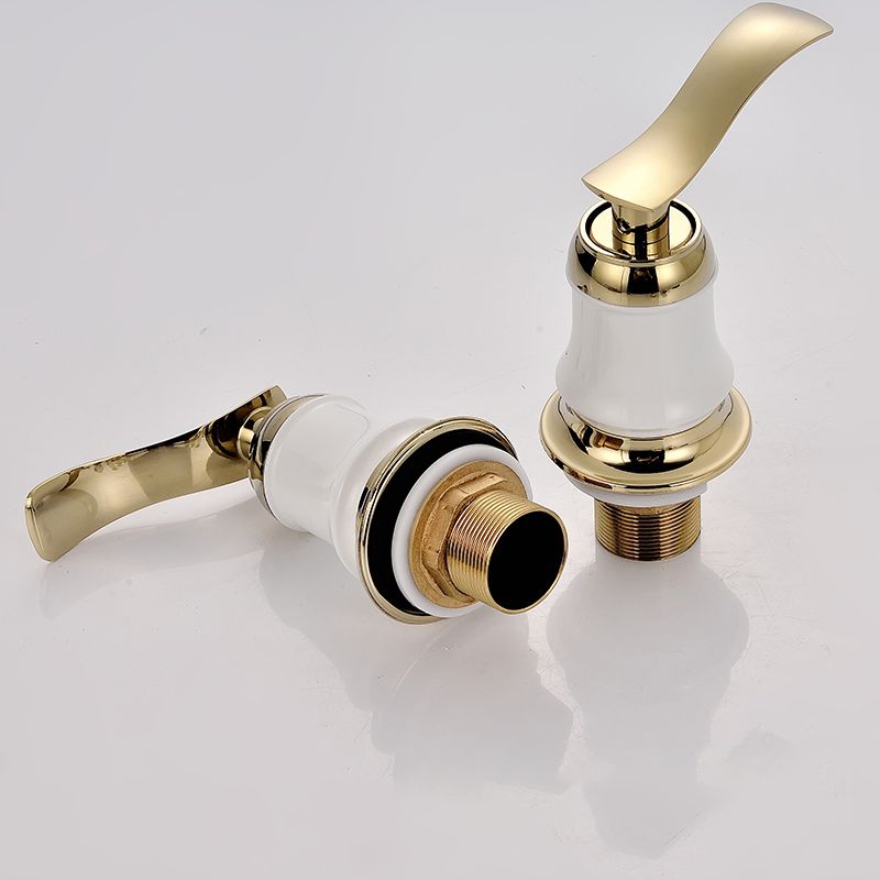 Tradition Bathtub Filler Trim Deck-Mounted Swing Spout Bathtub Filler