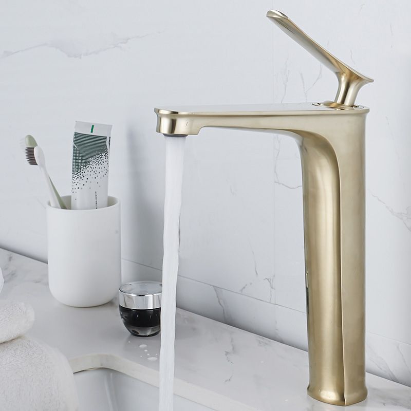 1 Handle Solid Copper Bathroom Sink Faucet Nordic Modern Vanity Faucet with Drain
