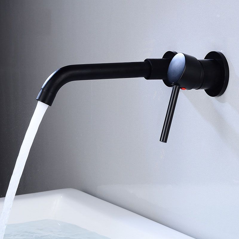 Wall mounted metal bathtub faucet single lever swivel bathtub tap trim