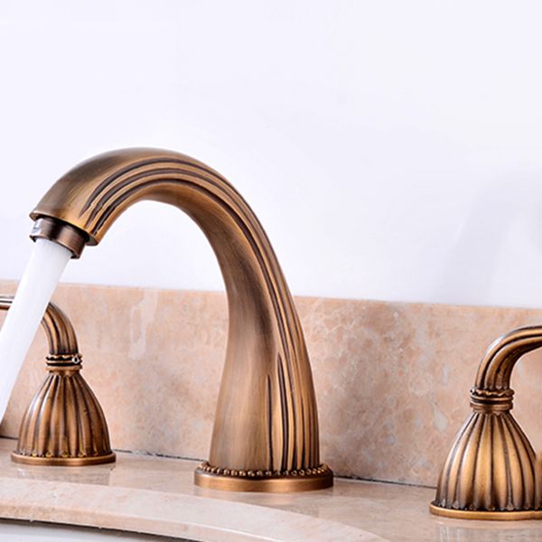Widely Used Bathroom Faucet 3 Hole Round Sink Faucet