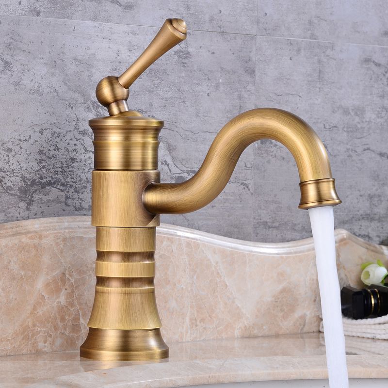 Classic basin mixer with swivel spout, single lever basin mixer
