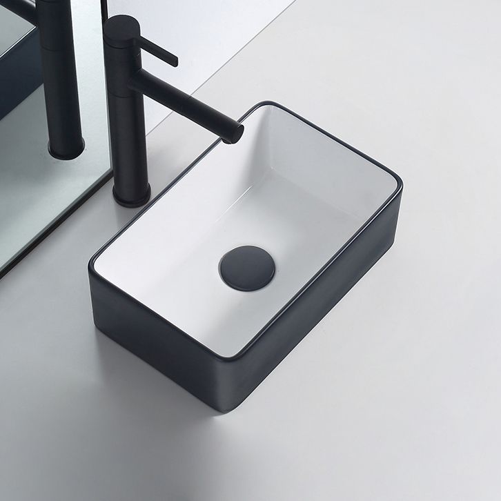 Modern porcelain floor washbasin Rectangular washbasin for the bathroom