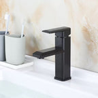Single Hole Faucet 6.69" H Modern Low Arc Bathroom Faucet