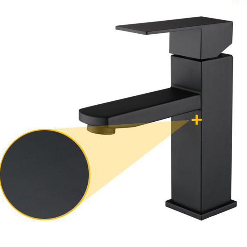 Modern Sink Faucet Centerset Bathroom Sink Faucet in Black