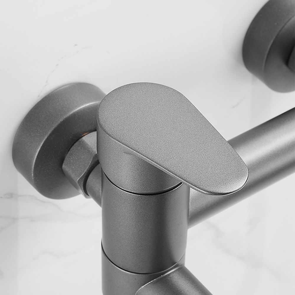 Wall-mounted metal bathtub faucet low arch single lever bathtub faucet trim