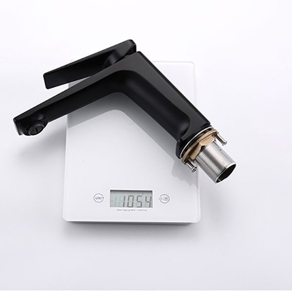 Modern centerset bathroom faucet Solid color copper faucet for the bathroom
