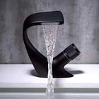 Modern Center Connection Faucets Single Lever Faucets with Waterfall Spout