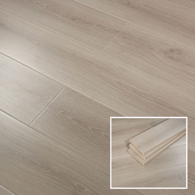 Mold-resistant laminate flooring Scratch-resistant laminate flooring