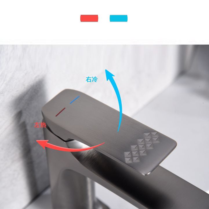 Modern Vessel Sink Faucet Copper Lever Handle Low Arc Vessel Faucet for the Bathroom