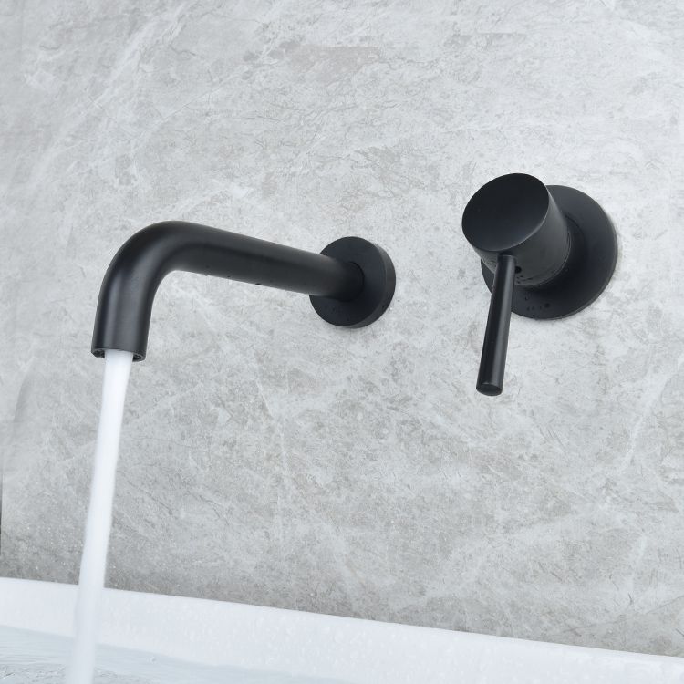 Wall-mounted Metallic Bathtub Faucet Low Arc Pipe Bathtub Tap