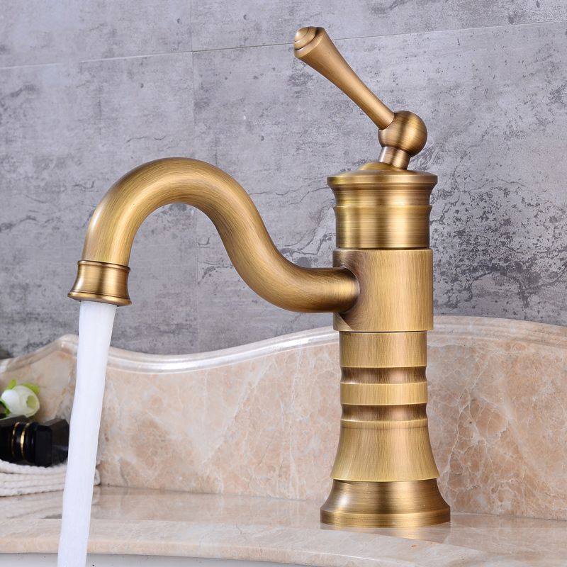 Classic basin mixer with swivel spout, single lever basin mixer