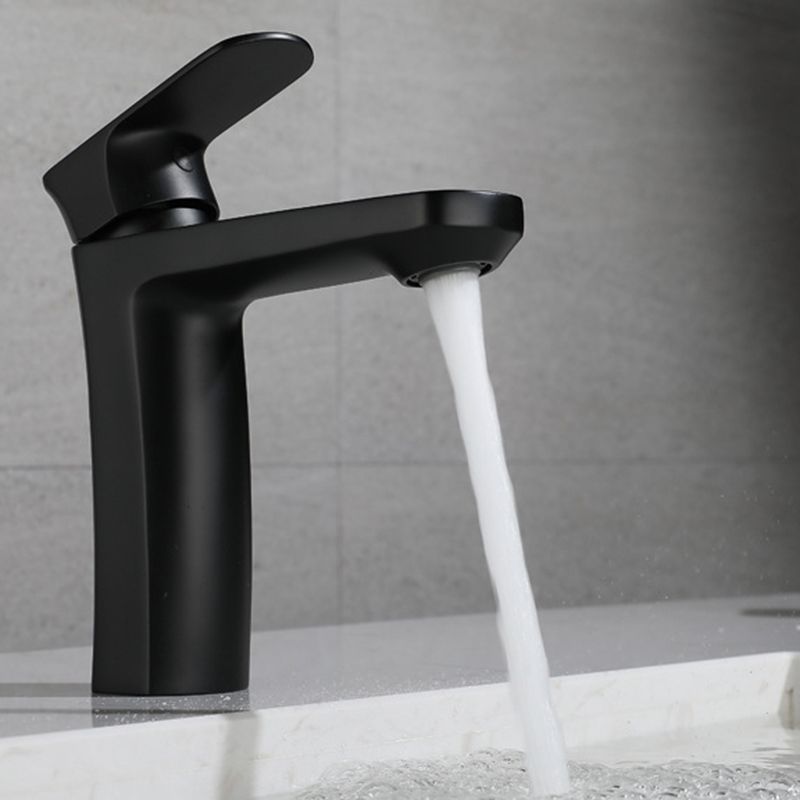 Square 1-Handle Basin Faucet 1 Hole Basin Faucet