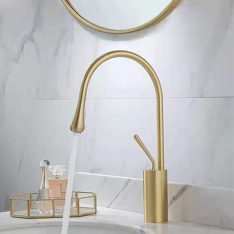 Glam Style Faucet Single Handle Basin Faucet for the Bathroom