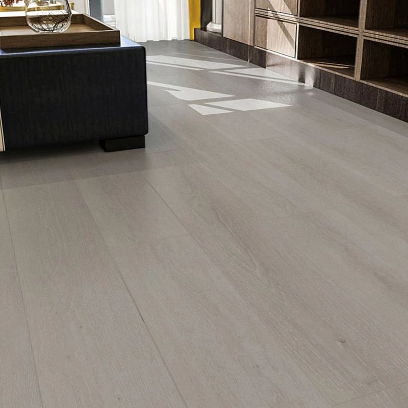 Classic Wood Laminate Flooring Water Resistant Click Laminate Flooring