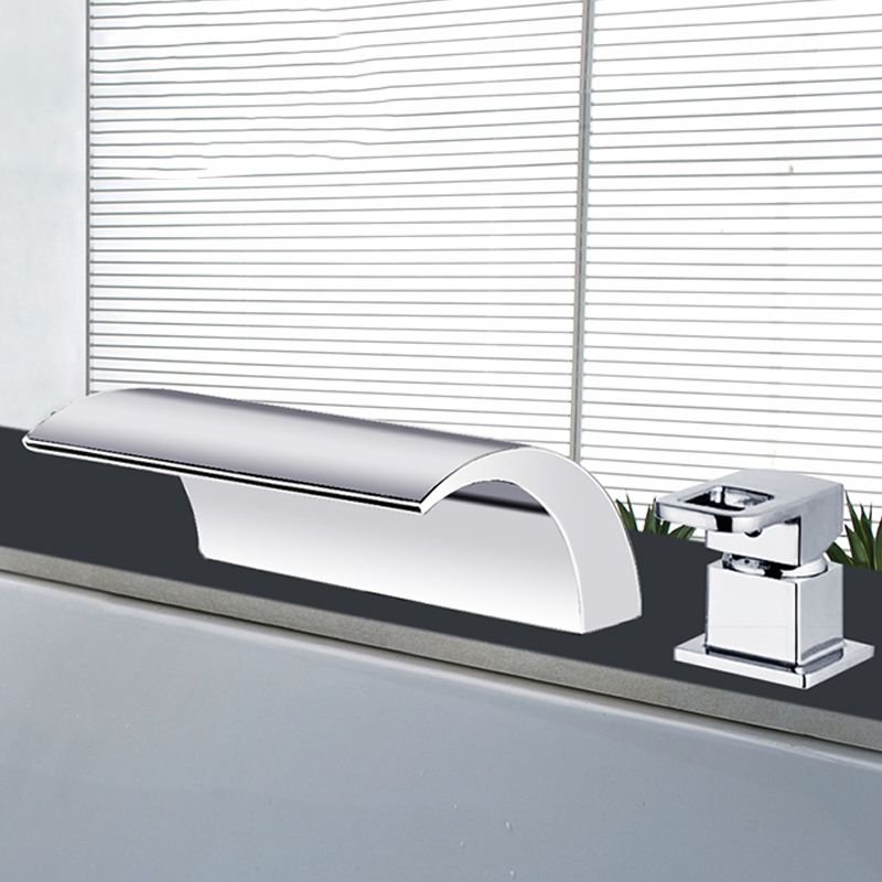 Modern Brass Roman Bathtub Faucet Waterfall Spout Bathtub Faucet