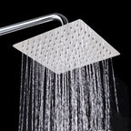 Solid large showerhead standard spray pattern large showerhead
