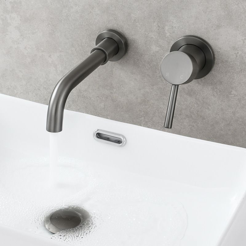 Single Hole Wall Mounted Bath Faucet Swivel Spout Basin Faucet