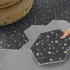 Peel & Stick Vinyl flooring Vinyl flooring with low gloss in stone look