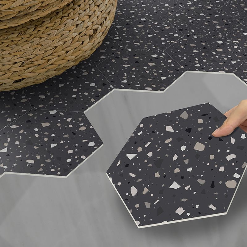 Peel & Stick Vinyl flooring Vinyl flooring with low gloss in stone look