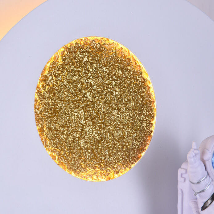 Contemporary Creative Iron Resin Round Astronaut LED Wall Light Lamp for Bedroom