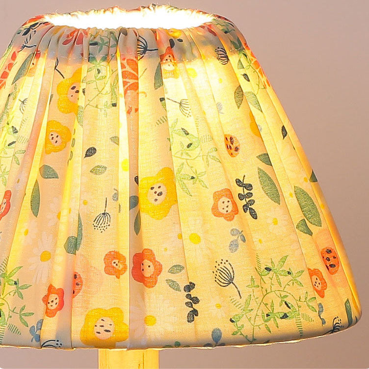 Modern Minimalist Creative Iron Flower Shape 1-Lamp Table Lamp