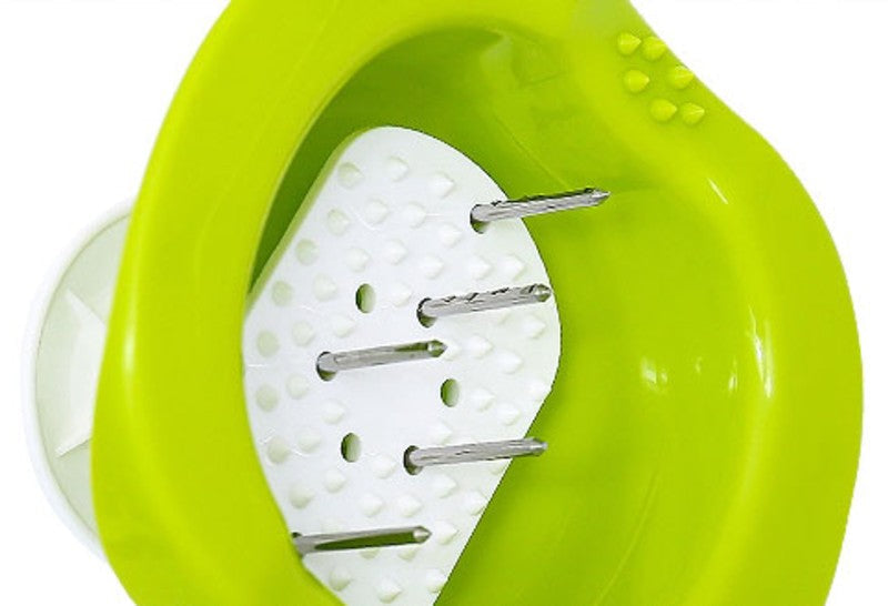Multifunctional Vegetable Cutter, Chopper, Grater & Slicer, with 4 Types of Blades & A Storage Box, for Easy Food Preparation