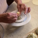 Flower-shaped bun and pastry machine