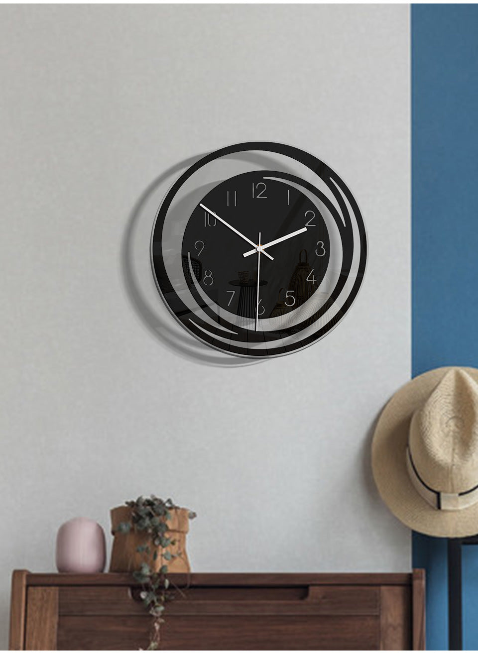 High-quality acrylic with an accurate time display