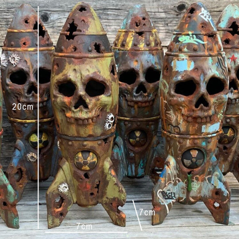 Ornament made of resin skull bomb