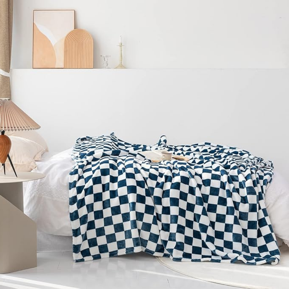 Stylish blanket in checkered pattern for your home