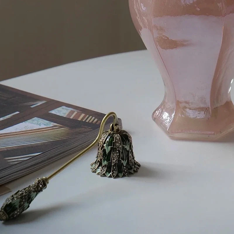 Velisse Candle Snuffer