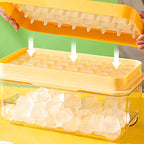 CoolCatcher – Handy Ice Cube Maker with Collection Tray