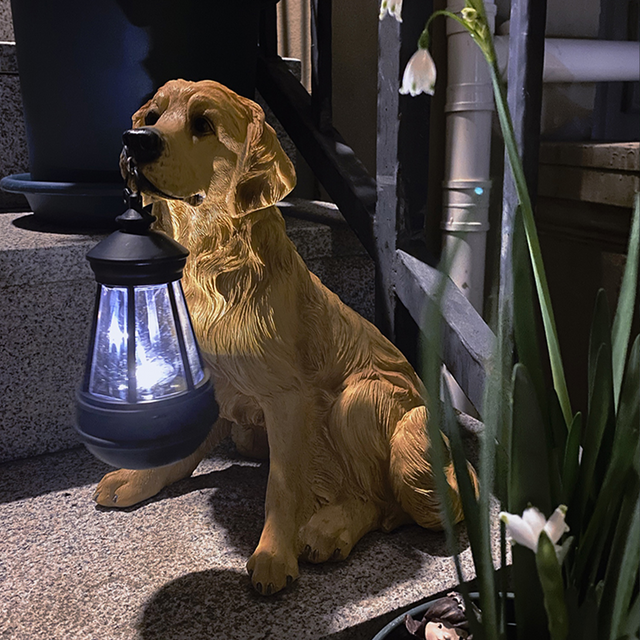 Playful Paws Solar Lamp