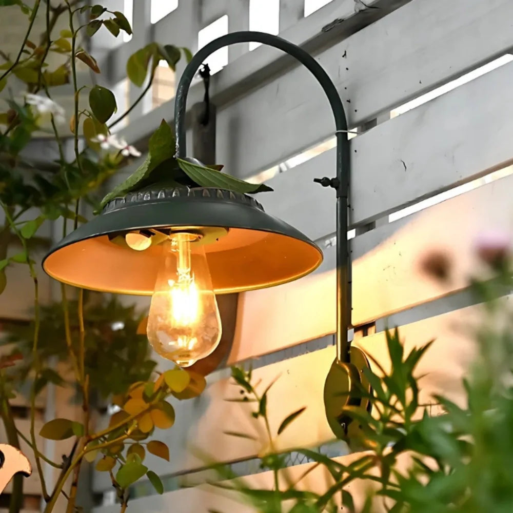 SolaHeritage Wall Light