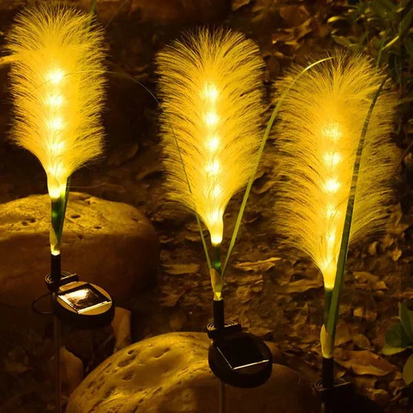 Decorative Rattan Garden Lighting – Solar Lamp in Grass Design for Outdoor Use
